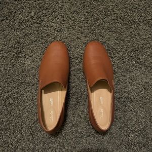 Clarks Women's Pure Viola Loafer-Tan Leather